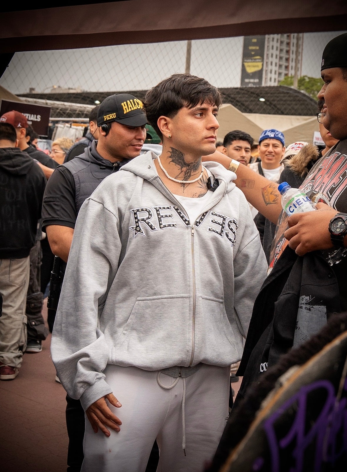 ZIP HOODIE EXCLUSIVE GREY